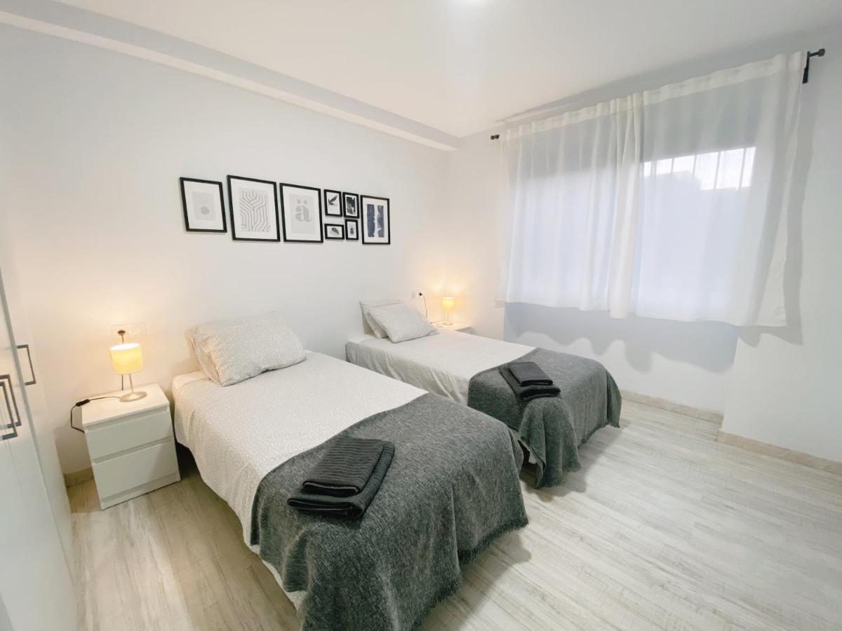 Gmc Turistics - La Casita De Atarazanas Apartment Malaga Luaran gambar