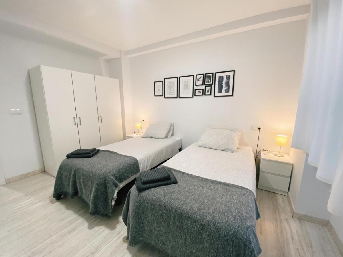 Gmc Turistics - La Casita De Atarazanas Apartment Malaga Luaran gambar